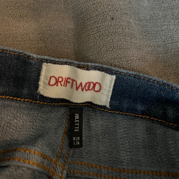 Driftwood Jeans - Picture 3 of 3